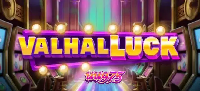 Captura de tela do jogo ValhalLuck, mostrando o anfitrião nórdico sorridente em um salão dourado com rolos de slot.